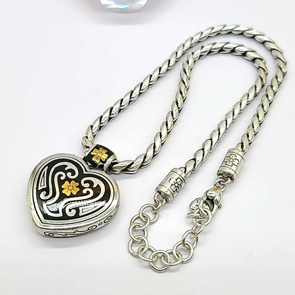 Brighton "FONTINA HEART" Reversible w Enamel & Scrolled Details! Rare & Retired! - Picture 3 of 10